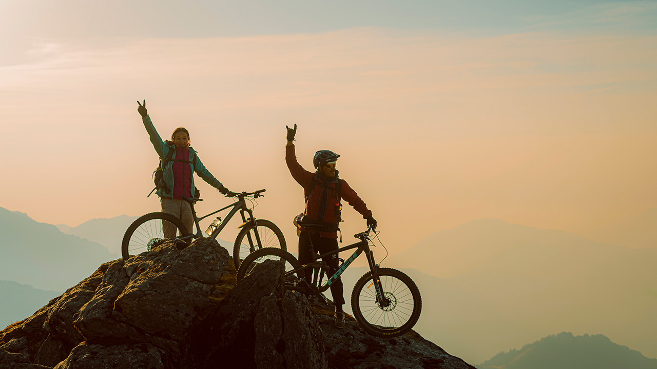 Mountain biking tour in Pikey Peak's wilderness