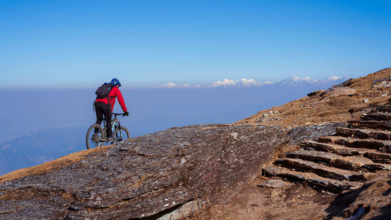 Mountain biking tour in Pikey Peak's wilderness