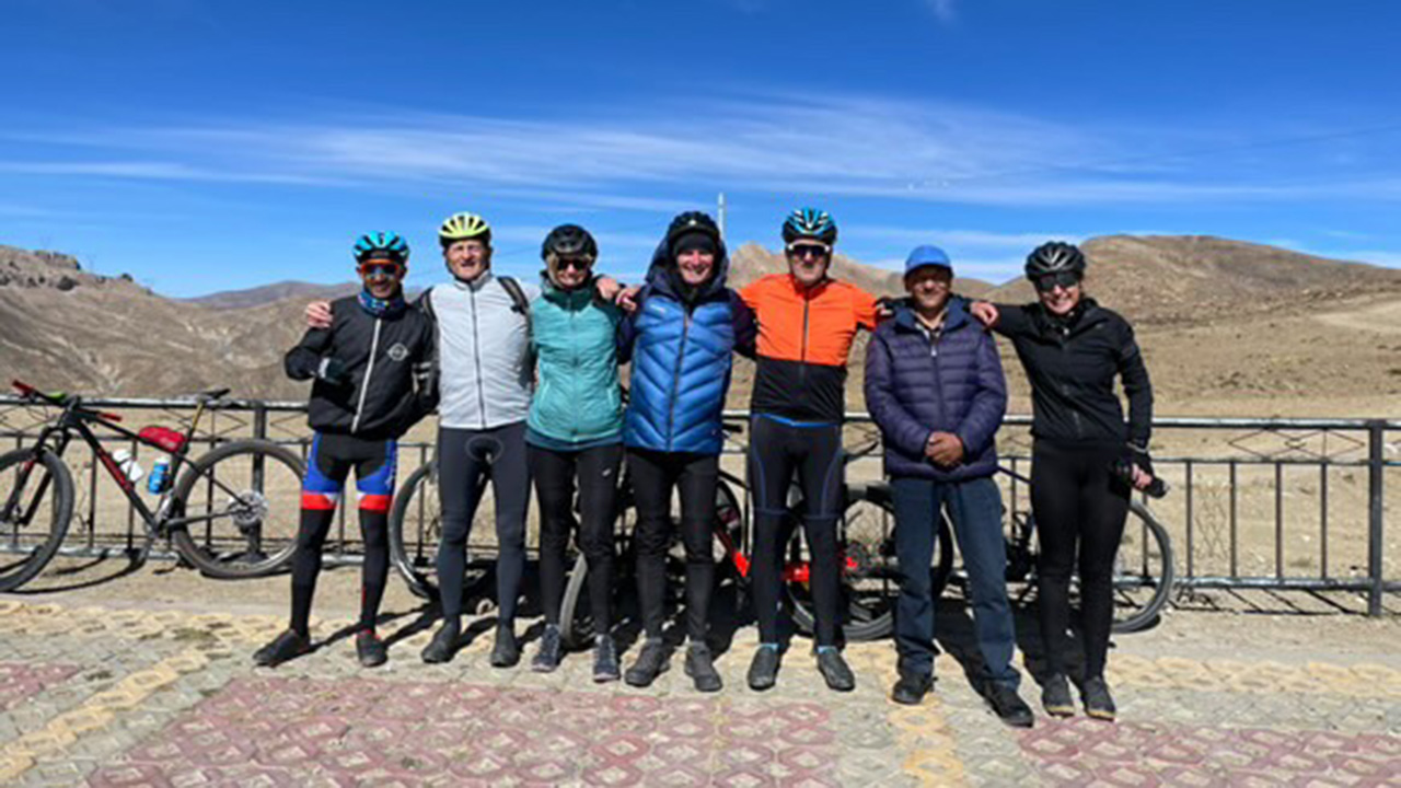 Lhasa to Kathmandu mountain bike tour.